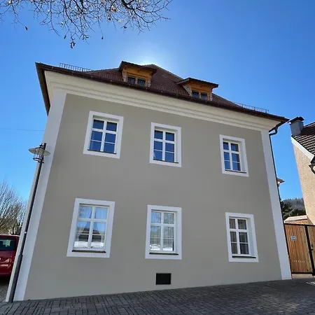 20qm Gaestezimmer Im Historischen Pfarrhaus In Pielenhofen